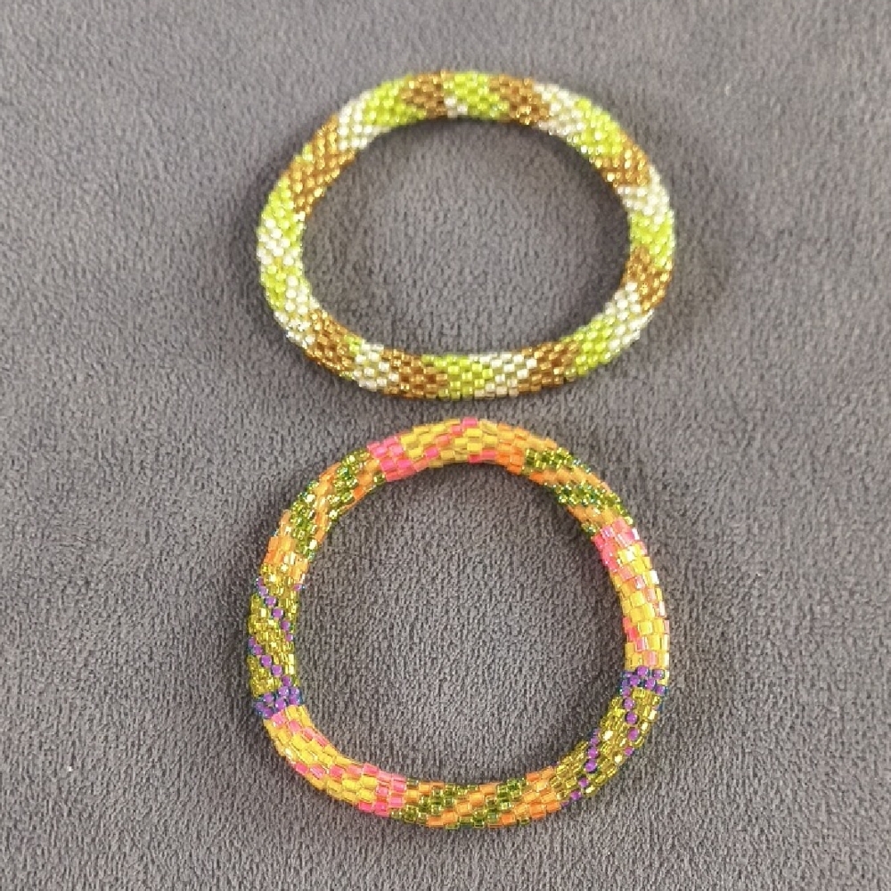 10 Items/$10 Colorful Beaded Bracelets Set